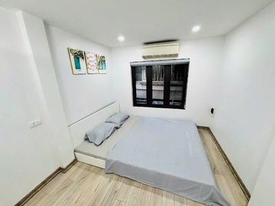 Nhà trung tâm BA ĐÌNH  ĐỘI CẤN 6 tầng   LÔ GÓC 3 THOÁNG   ngõ thông 2