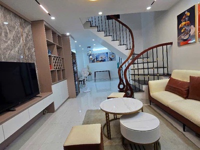 Nhà đẹp ở ngay - KHU 7.2HA VĨNH PHÚC, BA ĐÌNH - Diện tích: 45m    Mặt tiền: 4.1m   Ngõ thông, thoáng 0