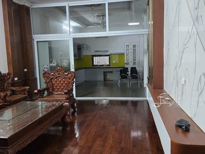 Cho thuê nhà mặt phố Nguyễn Đức Cảnh, Bắc Ninh 0