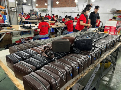 NGUỒN HÀNG ĐỘC QUYỀN   giúp bạn xây dựng thương hiệu riêng bền vững  0