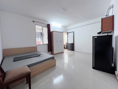 Cho thuê ccmn cực đẹp thoáng ngõ 26 đường láng, đống đa 1