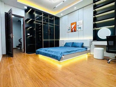 Bán nhà đông ngạc 42m2, 5 tầng đẹp, ngõ rộng ô tô tránh, giá 6.8 tỷ 0