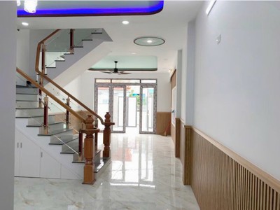 Bán 2 căn nhà mới thiết kế hiện đại 3 tầng hẻm ô tô đường gò cây sung p.tây nha trang 1