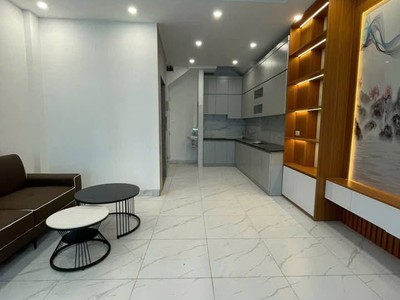 Bán nhà ngõ 68 cầu giấy   6 tầng đẹp long lanh   full nội thất cao cấp   chỉ nhỉnh 9 tỷ - ô tô đỗ 2