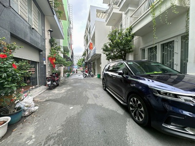Hiếm chỉ 9.5 tỷ có nhà 3 lầu hxh quang trung làm cty 64m2 ngang 4m ngay chuồng cún. 3