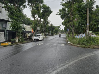 siêu phẩm lô đôi góc 2 mặt tiền trần quý hai, cẩm lệ vị trí vàng, giá tốt 0