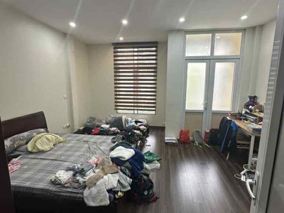 Bán nhà ngọc thuỵ, 100m x 5 tầng, mặt tiền 5m, ngõ thông, ôtô đỗ cửa 3