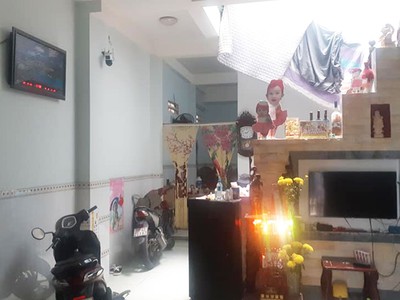 Mặt tiền phan văn hớn quận 12 - 165m2 sẵn dòng tiền hơn 10 tr/tháng 3