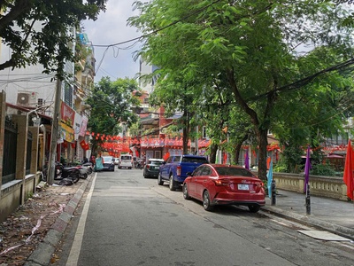 Bán nhà cầu giấy, ngõ thông kinh doanh, ô tô   5 tầng, nhỉnh 11 tỷ 0