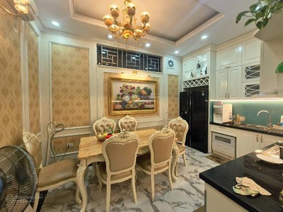 Bán nhà trần hưng đạo 76m 5 tầng 4 ngủ oto gần chỉ nhỉnh 18 tỷ 2
