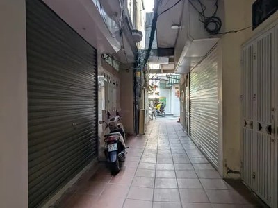 Bán nhà tây sơn 20.6m2. 5 tầng. mặt tiền 3.2m. giá 7.25 tỷ đống đa hà nội 0