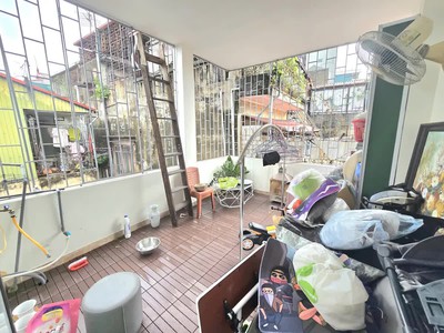 Bán nhà ngõ thịnh hào2. 25m2. 5 tầng. mặt tiền 3.2m. giá 8.35 tỷ đống đa hà nội 2