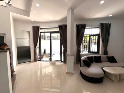 Lô góc 2 mặt tiền thoáng đẹp   nhà full nội thất 110m  tăng nhơn phú b   gần lê văn việt, hoa lư 2