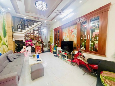 Bán nhà phường 12 tân bình, đường hoàng hoa thám  4 14 - 5 tầng 0