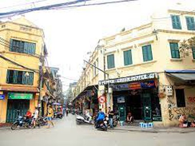 Cho thuê mặt bằng ngã tư lương ngọc quyến  tạ hiện  vị trí vàng phố cổ  cực hiếm 1