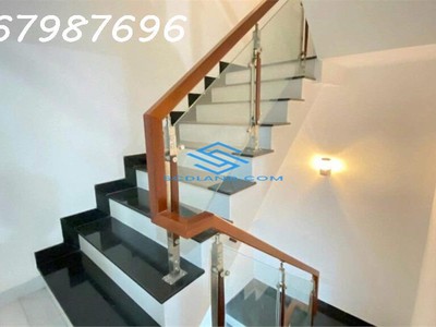 Bán nhà 5 tầng 2 mặt thoáng   trung tâm vcn phước hải   giá chỉ 4,5 tỷ  chủ ngợp giảm sâu 4