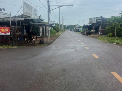 Long tân mặt tiền đường nhựa,dt y như hình bên dưới  mỗi lô có sẵn 80m tc 1