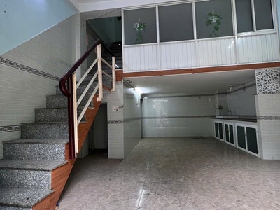 Bán gấp căn hộ dịch vụ   mặt tiền võ thị nhờ, q7 -  146m2 - 4 tầng - 8 pn - giá 19 tỷ 1