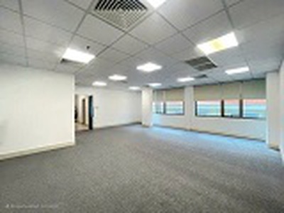 Cho thuê vp d-town  8 tầng, 3 mặt tiền  - view công viên gia định, giá gốc chủ nhà 1