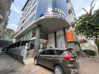 Cho thuê vp d-town  8 tầng, 3 mặt tiền  - view công viên gia định, giá gốc chủ nhà 0