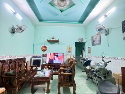 Bán nhà 2 tầng 4 x 15m shr trần thị cờ   thới an, q12 hẻm xe hơi sát gò vấp 0