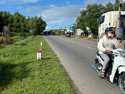 Bán nhà 1 trệt 2 lầu đường tôn đức thắng, phước hội, lagi giá rẻ 3