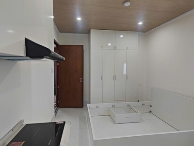  tòa căn hộ 5 tầng  100m    dòng tiền 50tr/tháng  sau lưng bv 600 giường khu nam việt á    giá 2