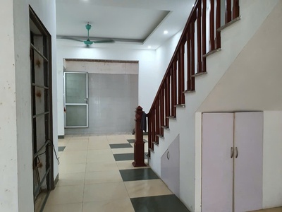 Cho thuê nhà liền kề mặt đường Nguyễn Hiền - Hà Đông 1
