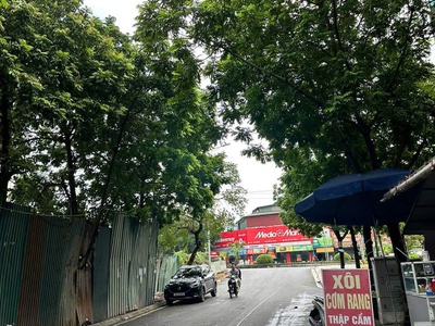 Bán nhà   phố bà triệu, hà đông oto kinh doanh. 2