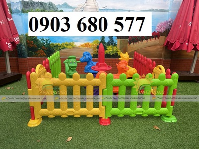 Hàng rào bằng nhựa lắp ghép dành cho trẻ em mầm non 9