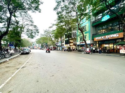 Bán nhà mặt phố Trần Đại Nghĩa, Hai Bà Trưng 6 tầng 74m2 giá 63 tỷ 4