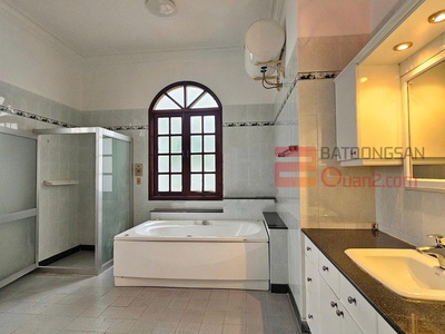 Cho thuê biệt thự sân vườn hồ bơi phường Thảo Điền Quận 2 7