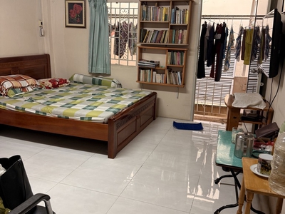 Ngay phố thời trang TRẦN QUANG DIỆU - PHÚ NHUẬN, 4.8x10, 3 tầng có sân - 6. 75 tỷ. 1