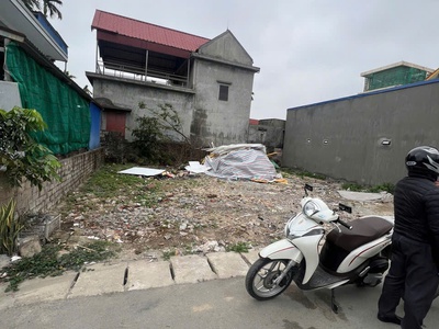 Siêu phẩm mặt nhựa HOÀNG ĐỘNG - THUỶ NGUYÊN 0