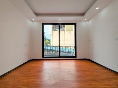 Bán nhà giáp nhị 5 tầng có thang máy  ngõ thông  10m ra đường 3 oto tránh nhau 8.9tỷ 2