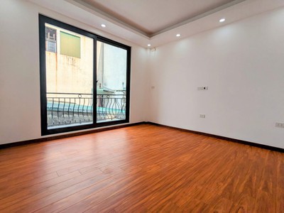 Bán nhà giáp nhị 5 tầng có thang máy  ngõ thông  10m ra đường 3 oto tránh nhau 8.9tỷ 3