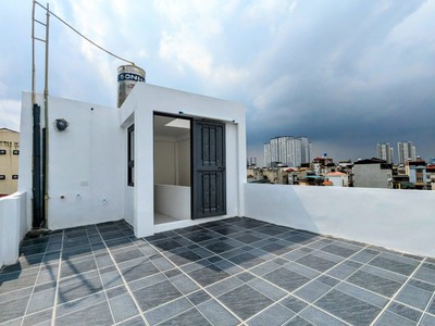 Bán nhà giáp nhị 5 tầng có thang máy  ngõ thông  10m ra đường 3 oto tránh nhau 8.9tỷ 5