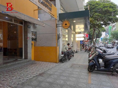 Mặt Bằng Xịn   Giá Mềm   Ngay Ngã 3 Bàn Cờ 2