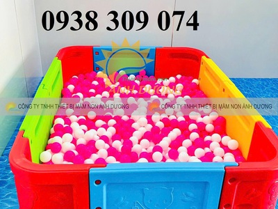 Nhà banh nhựa hình vuông mầm non, nhà banh cầu trượt trẻ em 0