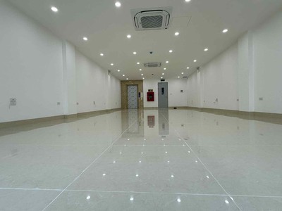 Bán tòa văn phòng mặt phố khu vực trường chinh, 100m2, 8 tầng 1 hầm thang máy mới đẹp, mặt tiền 6m, 2