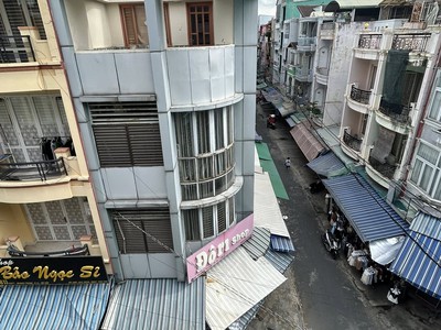 Bán nhà mặt tiền chợ hạnh thông tây   quang trung, gò vấp   4 tầng, 5pn   chỉ 8.2 tỷ 1