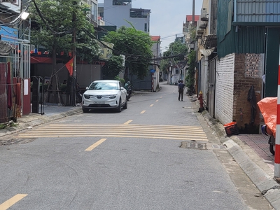 Bán đất lô góc, ngõ thông ô tô, diện tích 86.6m    gần phố nguyễn lam, vị trí đẹp, tiềm năng sinh 1