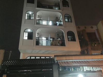 Bán nhà mặt tiền nguyễn oanh 120m , 6 tầng, thu nhập 70 triệu, giá 18.5 tỷ 0