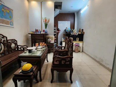 Bán nhà tây sơn 25m2. 5 tầng. mặt tiền 4.1m. giá 7.98 tỷ đống đa hà nội 3