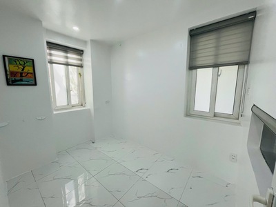 Bán căn hộ 100m    khu văn phòng   ở   dịch vụ công cộng 713 lạc long quân  8,9 tỷ 3