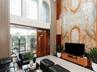 View hồ triệu đô phố bồ đề 102m2 7t, mt6m, sống sang bên lề phố cổ - nhỉnh 3x tỷ 1