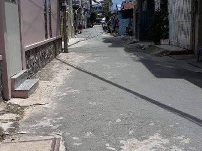 Bán nhà lê thúc hoạch - phú thọ hòa - tân phú   dt : 4m x 16m 64m2   5 tầng   giá : 8.2 tỷ 0