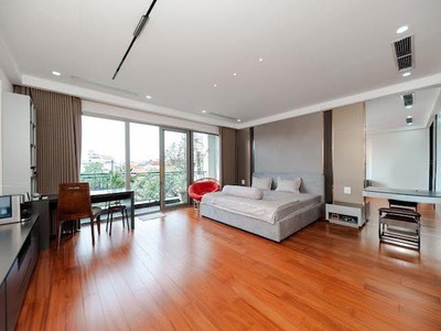 View hồ triệu đô phố bồ đề 102m2 7t, mt6m, sống sang bên lề phố cổ - nhỉnh 3x tỷ 3