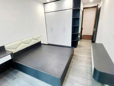 Bán nhà khương thượng 32m2. 5 tầng. mặt tiền 3.4m. giá 8.5 tỷ đống đa hà nội 3