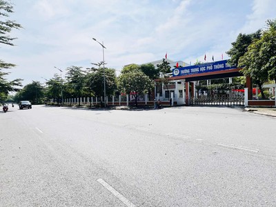 Liền kề thạch bàn, 128m x 4 tầng, mặt tiền 5.2m, an ninh tuyệt đối, công viên cây xanh, giao thông 2